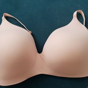Knix size 8+ wireless bra